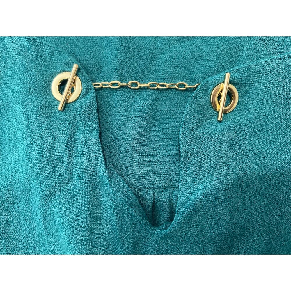 Torrid 3 Blouse Womens 3X Teal Split Neckline Chain Accent 3/4 Sleeves Rayon - Picture 2 of 12